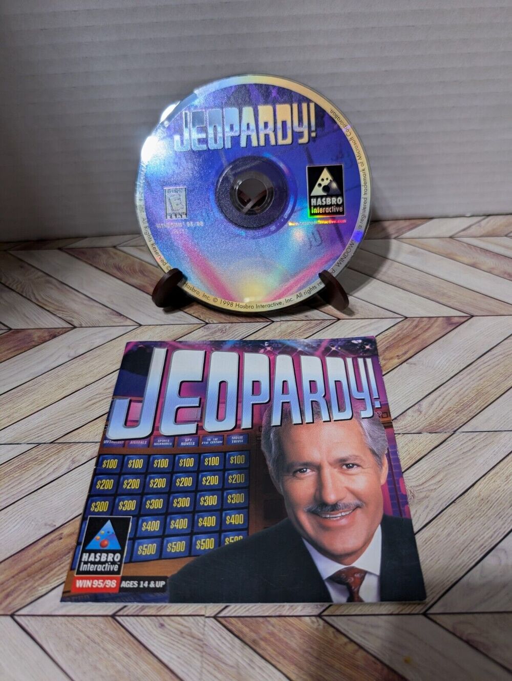 Jeopardy (1998) PC GAME -  DISC + Manual ONLY